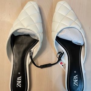 Brand new - Zara white flat